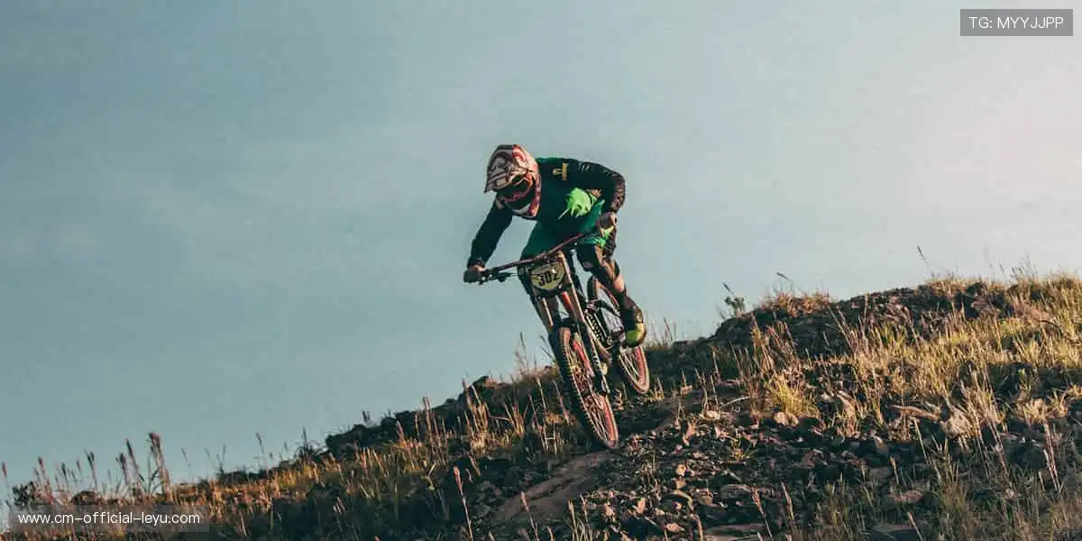 👕限量潮品,实力见证!用细节诠释你对体育的极致追求!